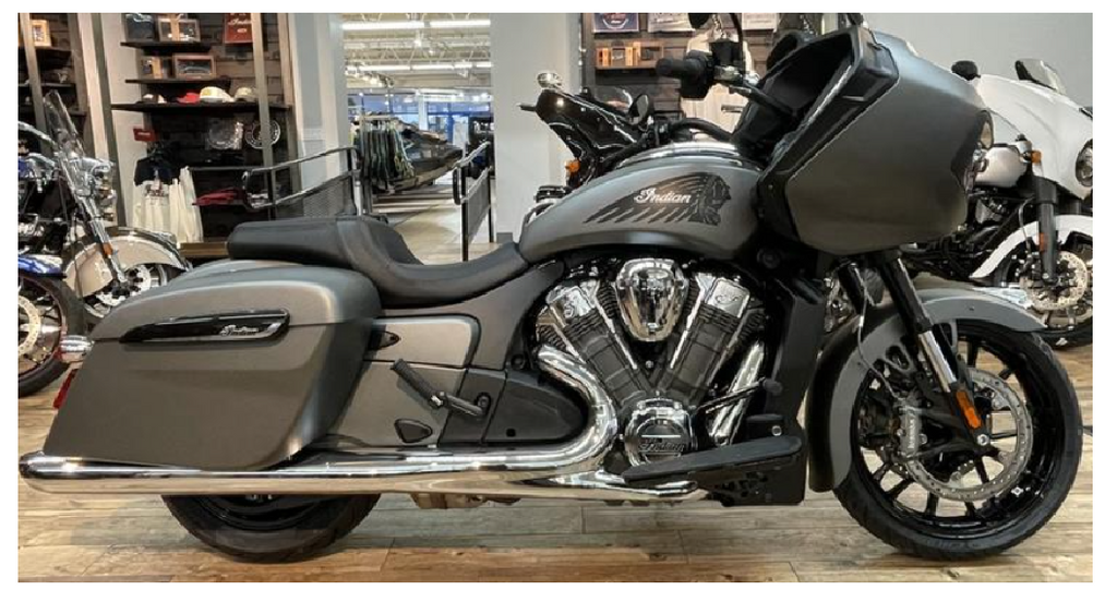 New! 2024 Indian Challenger, Store Display, Nunca Vendida.