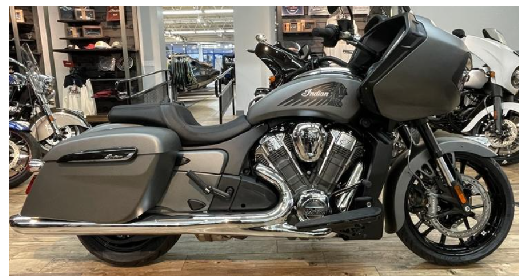 New! 2024 Indian Challenger, Store Display, Nunca Vendida.